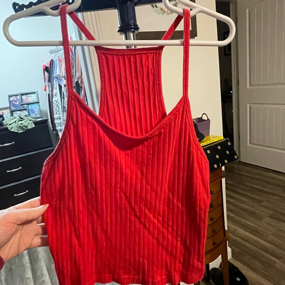 Red crop top. Size S.